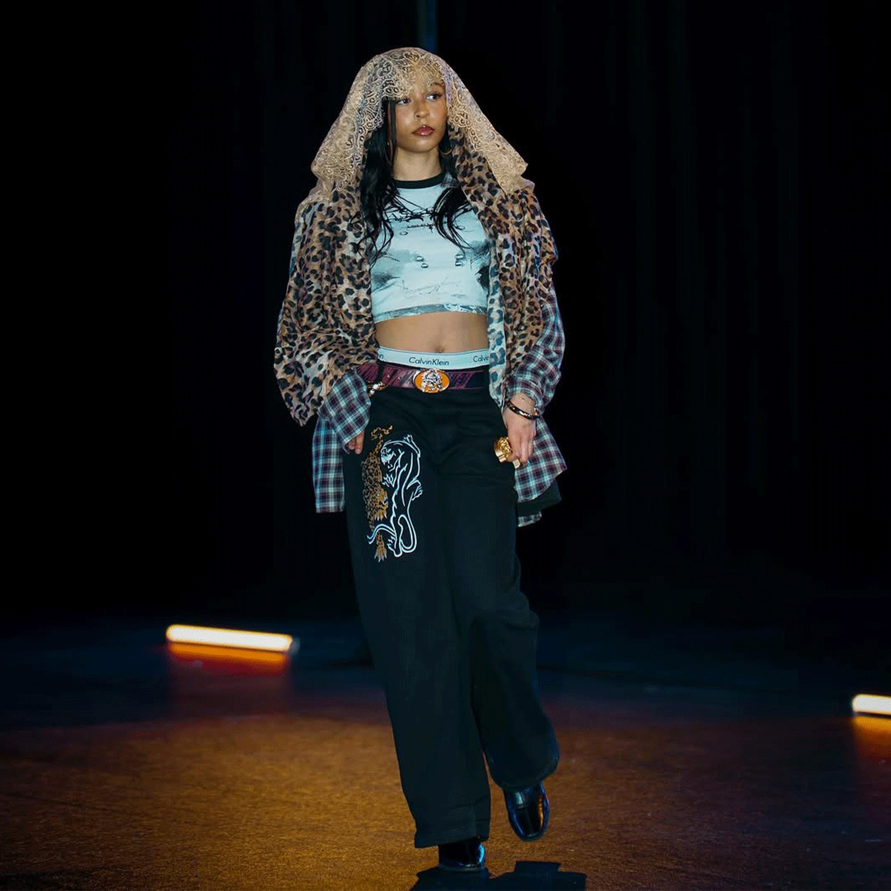 Look 2